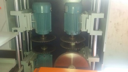 【工厂直销 铝门窗机械设备 双头端面铣电机 端面铣电机 锣机】价格,厂家,图片,其他电动机,佛山市顺德区铜森特机电商行-